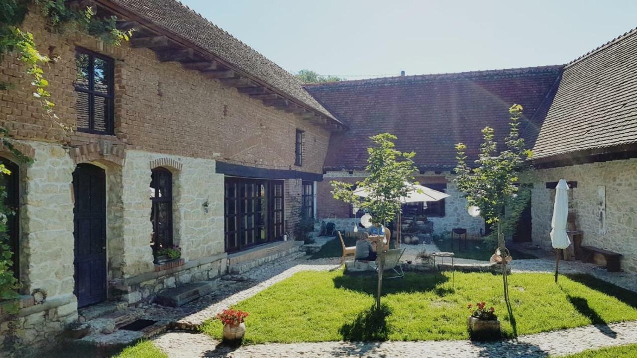 Hotel Casa Thea Cheile Nerei Sokolar Exterior foto